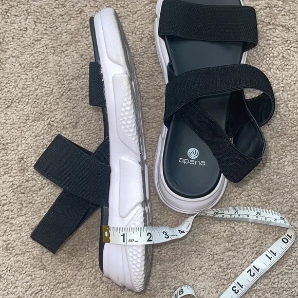 Apana Nola Sandal. Size: 8. - Picture 10 of 10